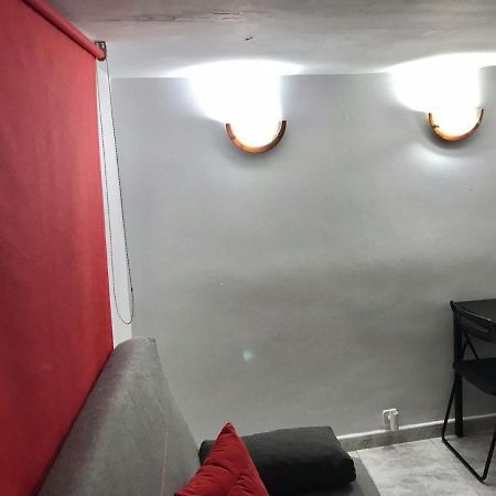 Ferienwohnung Agradable Apartamento En Zona Malasana Madrid Exterior foto
